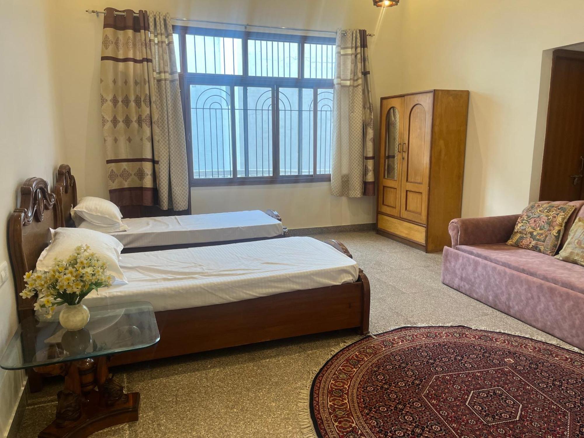 Mulberry Garden Hotel Varanasi Ngoại thất bức ảnh