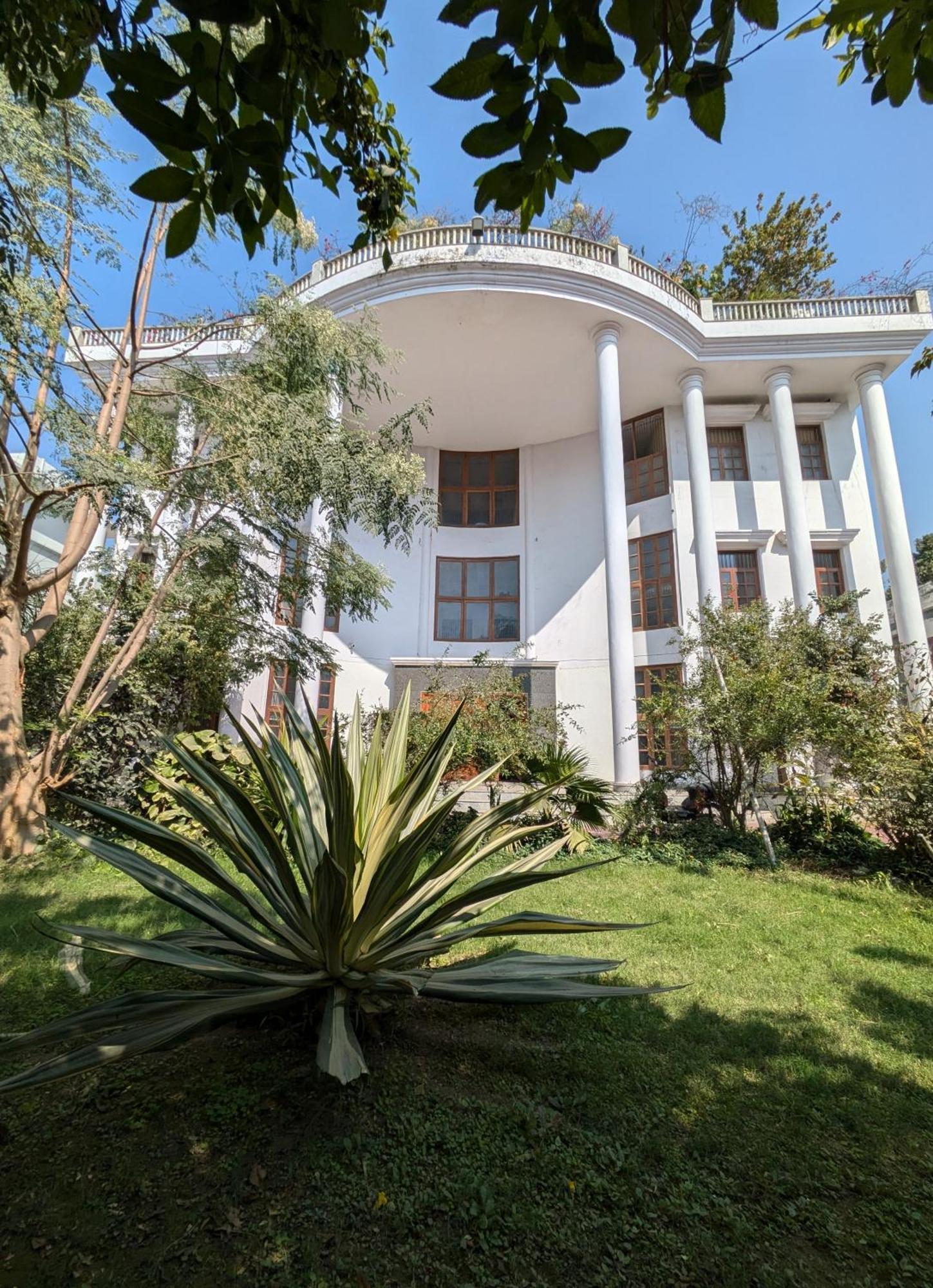 Mulberry Garden Hotel Varanasi Ngoại thất bức ảnh